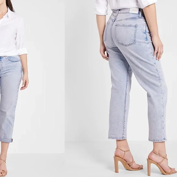 Express Mid Rise Blue Tinted Boyfriend Jeans Brand New With Tag 🏷 - Picture 13 of 16